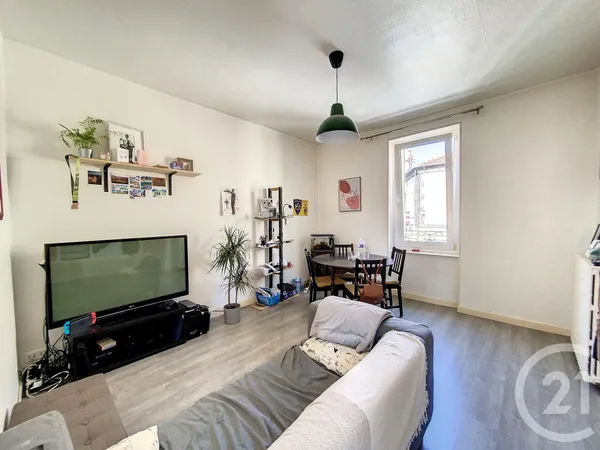 Appartement 4 pièces 60 m²