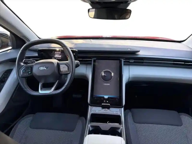 Ford Explorer 170ch standard range 52kwh rwd — photo 6