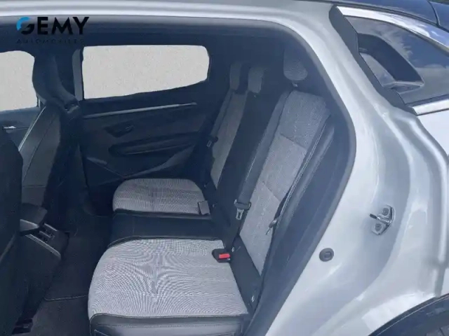 Renault Megane e-tech ev60 220 ch super charge — photo 10