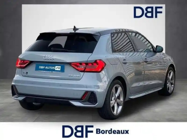 Audi A1 sportback 30 tfsi (1.0 116ch) s troni — photo 9