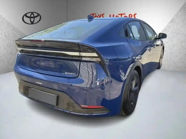 Toyota Prius hybride rechargeable 223ch dynamic ph — photo 37