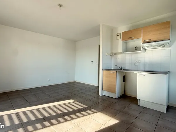 PRIORITÉ SENIOR Appartement 44m2 résidence sénior les patios d'or