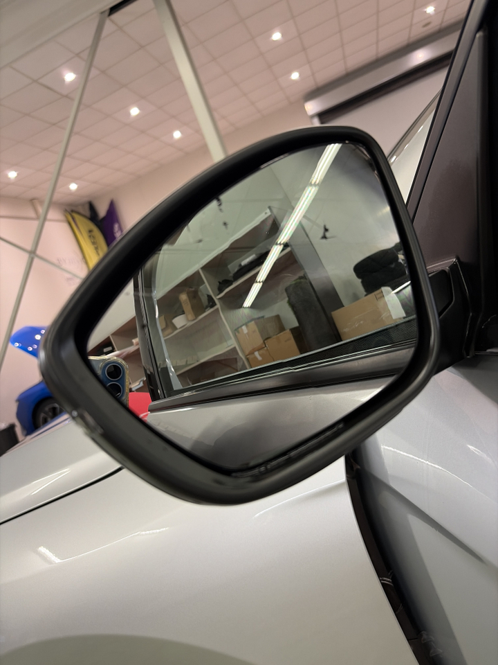 Opel Corsa 1.2 75 ch BVM5 — photo 17