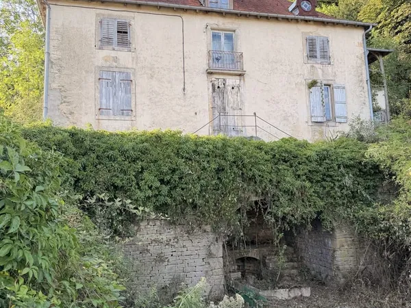 Maison 12 pièces 225 m²