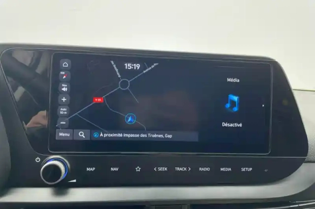 Hyundai I20 1.0 t-gdi 100 dct-7 hybrid 48v — photo 15