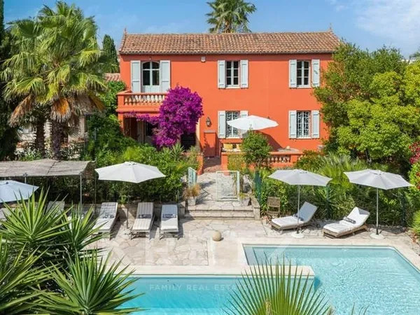 Bastide de charme avec vue mer Antibes