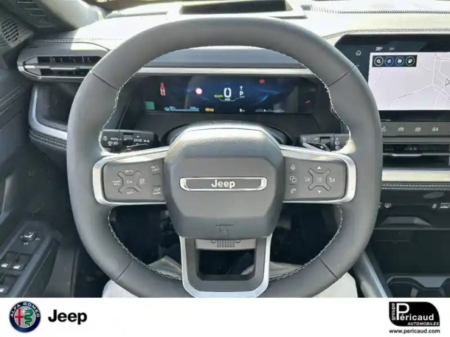 Jeep Compass 157 kw 4x2 — photo 9