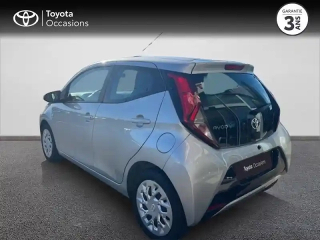 Toyota Aygo 1.0 vvt-i 72ch x-play 5p — photo 2