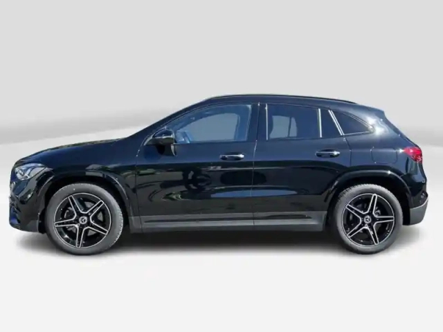 Mercedes Gla 200 d amg line — photo 2