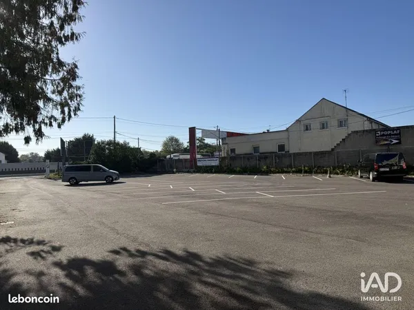 Bureaux 74 m² BOISSY-SOUS-SAINT-YON