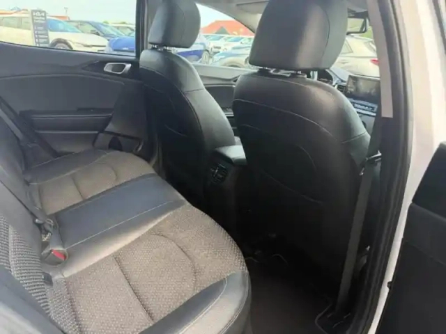 Kia Xceed 1.6 gdi 105ch + plug-in 60.5ch design dct6 my22 — photo 11