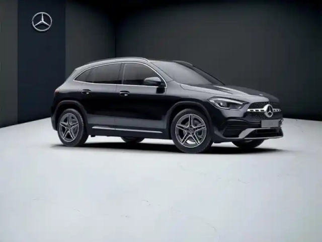Mercedes Gla 220 d 4matic amg line — photo 14