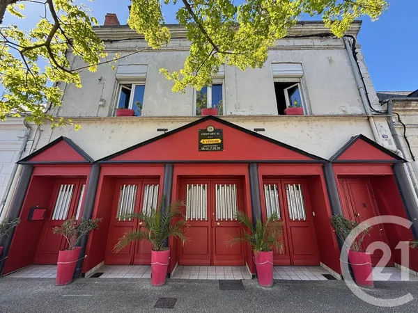 Bâtiment 645 m²