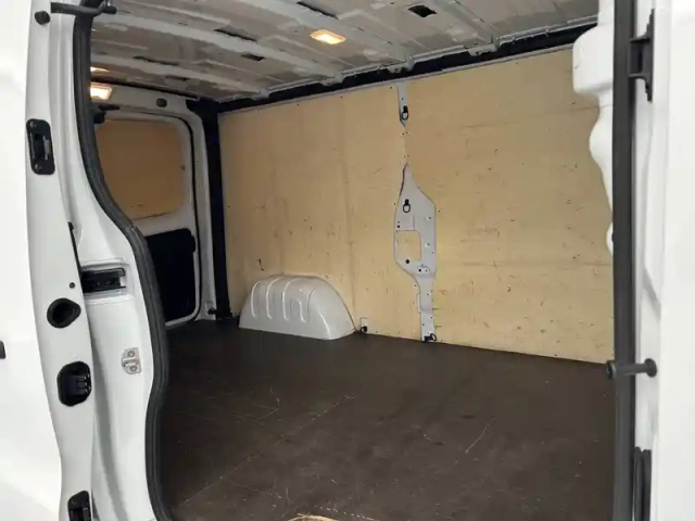 Renault Trafic fgn l2h1 3000 kg blue dci 130 — photo 16