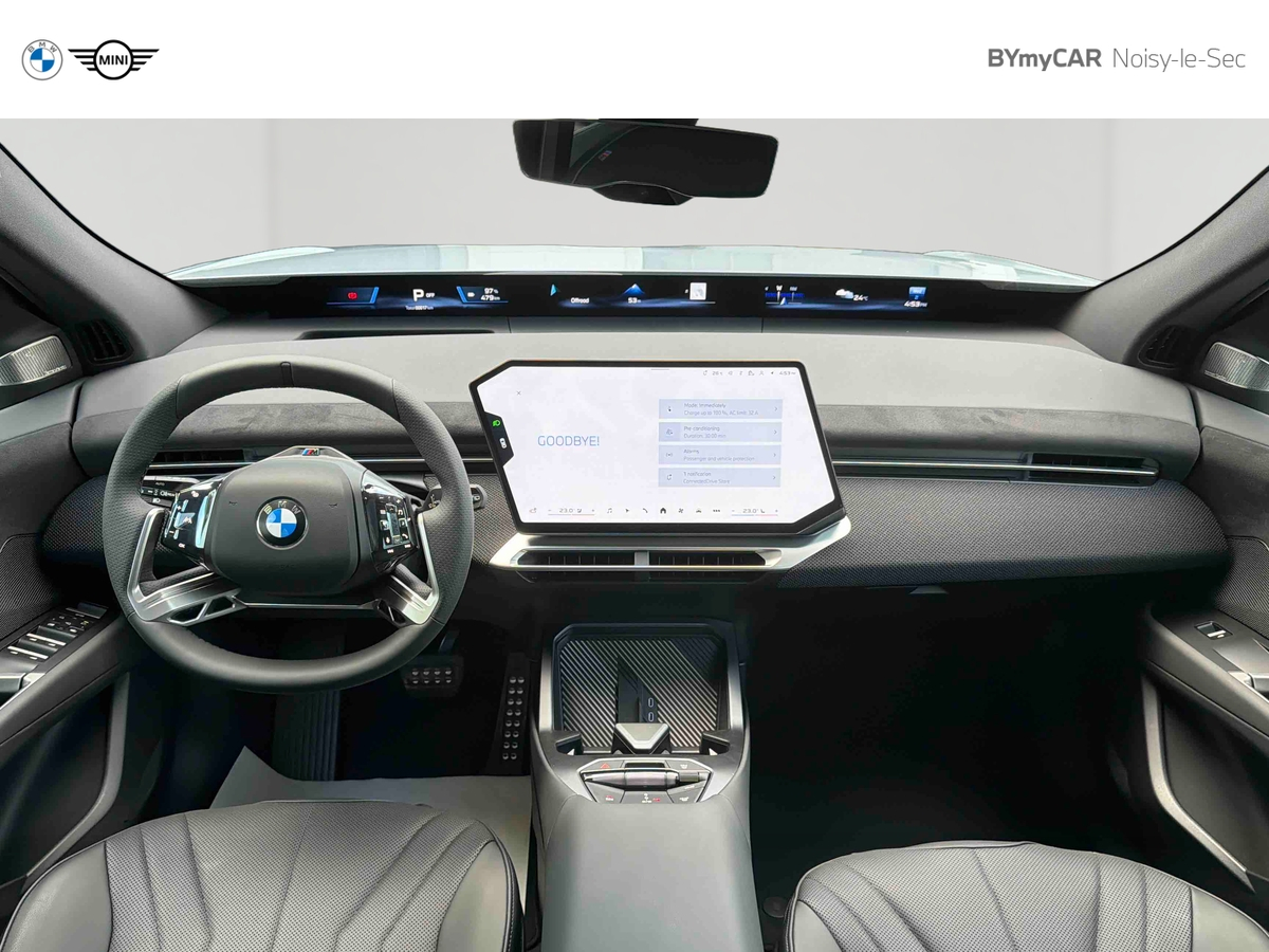 BMW iX3 50 xDrive — photo 9