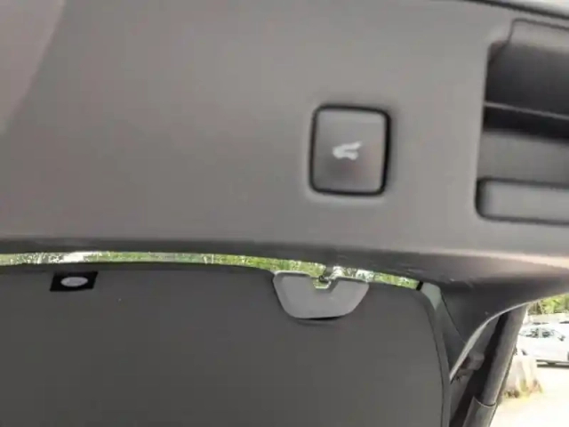 Ford Kuga 2.5 duratec 225ch phev vignale bva — photo 12