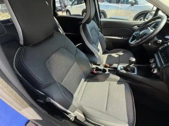Renault Captur 1.5 blue dci 115ch intens — photo 10