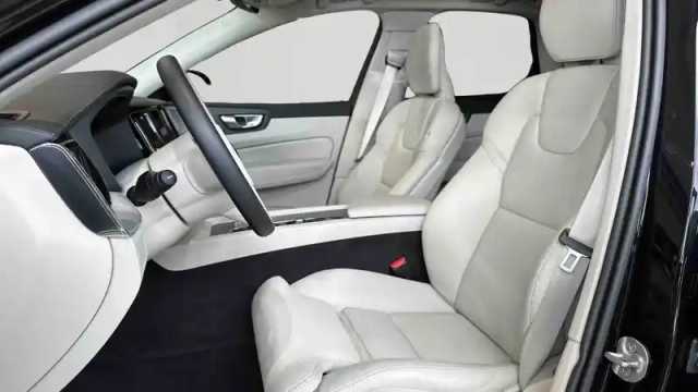 Volvo Xc60 t6 awd hybride rechargeable 253 ch+145 ch geartronic 8 — photo 33