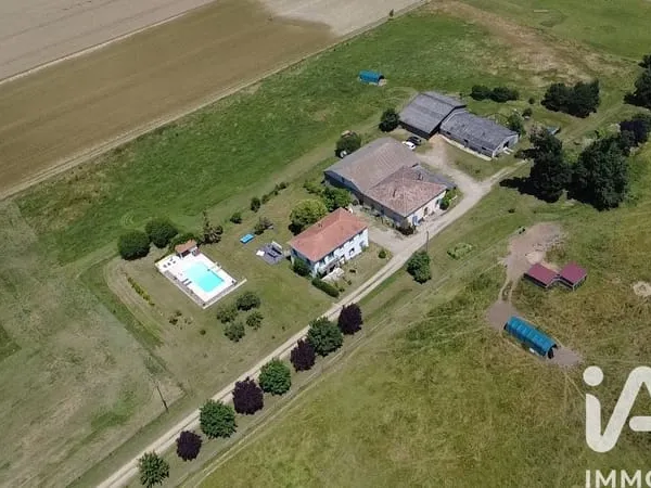 Vente Domaine 19 pièces