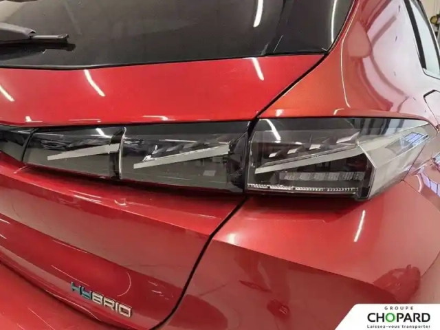 Peugeot 308 phev 180 e-eat8 — photo 25