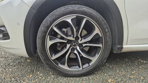 DS DS4 2.0 BLueHDI 180 EAT8 - Sport Chic – 2017 – 156960 km – Diesel – Boîte Automatique — photo 10