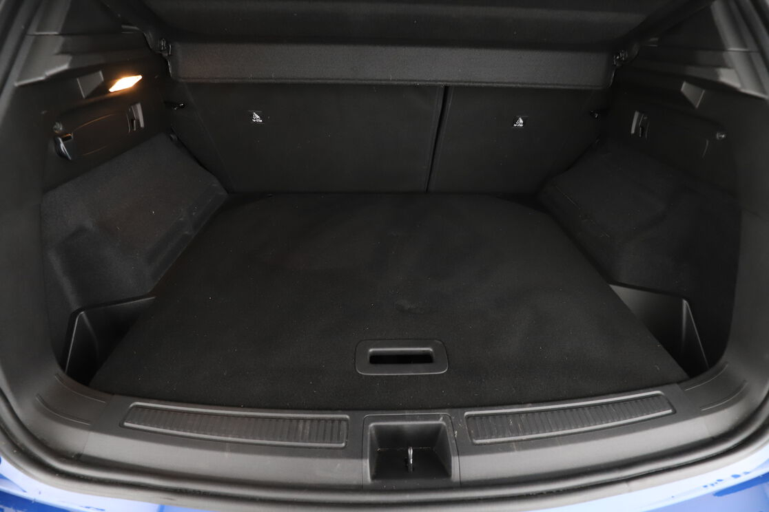 Renault Austral 1.2 Hybrid E-Tech GSR2 Techno Esprit Alpine — photo 16