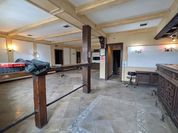 Maison 3 pièces 180 m²