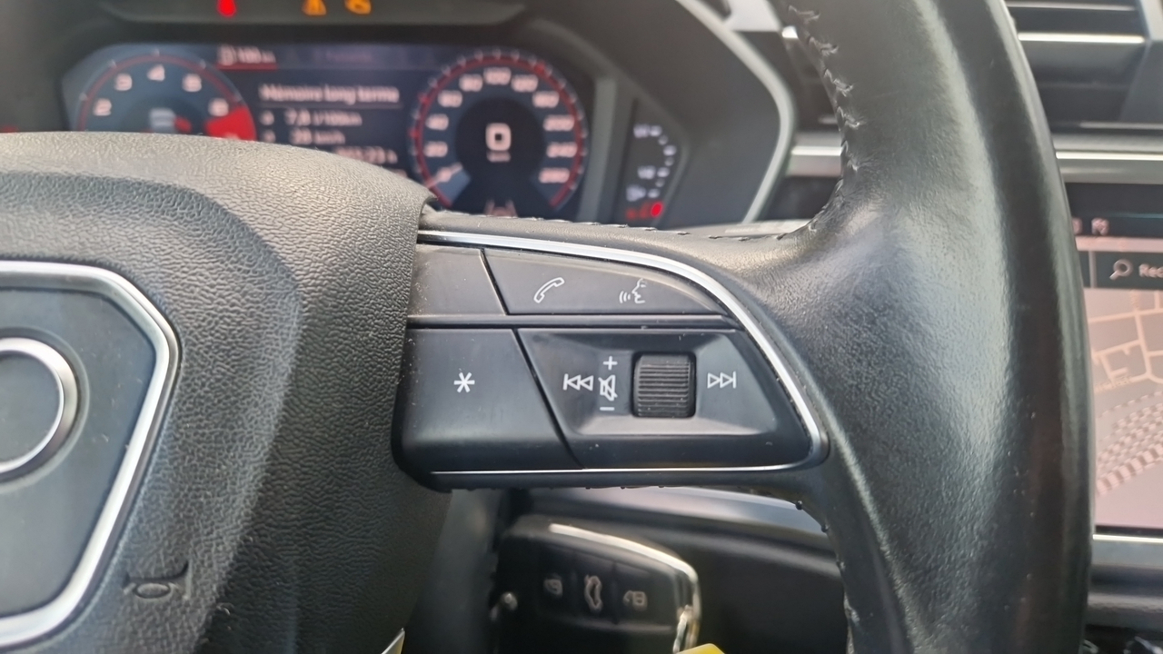 Audi Q3 35 TFSI 150 ch S tronic 7 — photo 19