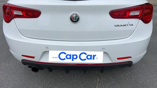 Alfa Romeo Giulietta 1.4 MultAir 170 BVA - Super Pack Veloce – 2018 – 81955 km – Essence – Boîte Automatique — photo 31