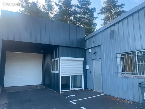 Local commercial 135 m² FIRMINY