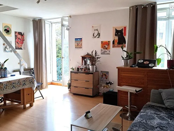 T2 Hyper centre occupé