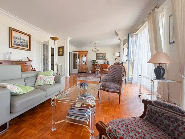 ANGERS ? JARDIN DU MAIL | APPARTEMENT 144 m² DANS RESIDENCE AVEC ASCENSEUR? 3 CHAMBRES ? BALCON ? ST