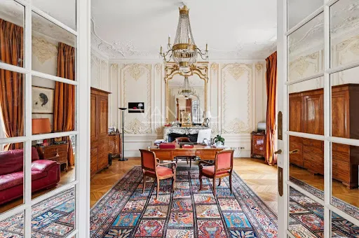 Appartement 18 pièces 453 m²