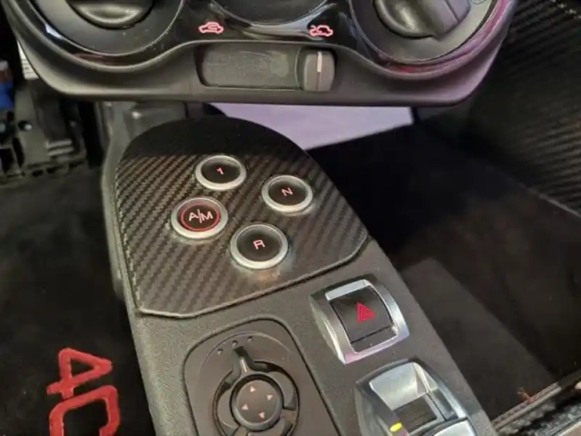 Alfa Romeo 4C 1750 tbi 240ch standard edition tct — photo 12