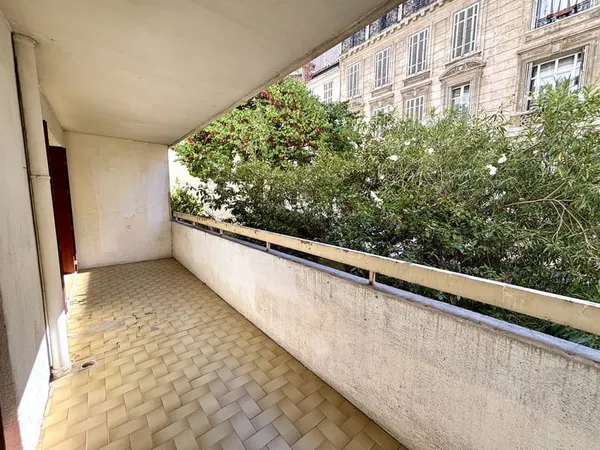 T2 de 40m2 avec terrasse - Secteur Cour Lieutaud / Préfectur