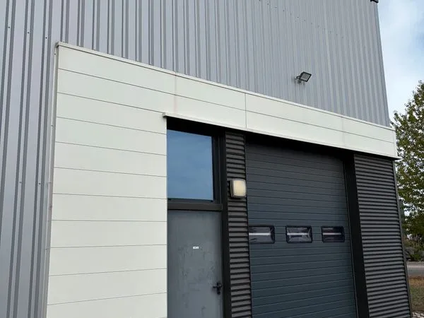 Loue hall industriel 156m2 geudertheim