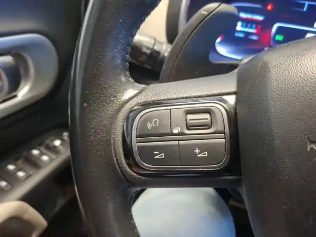 Citroën C5 Aircross puretech 180 s&amp;s eat8 — photo 18