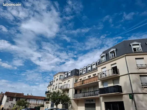 Corbeil essonnes beau f3 avec grand balcon