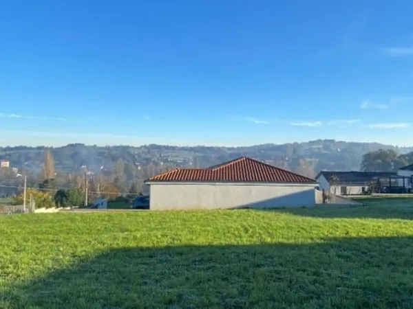 Terrain 643 m²