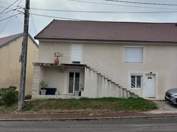 Courlans maison, mitoyenne