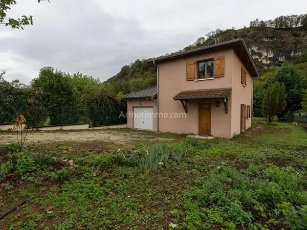Maison familiale 3 chambres avec garage