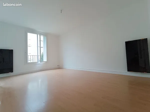 Studio 1 pièce 26 m²