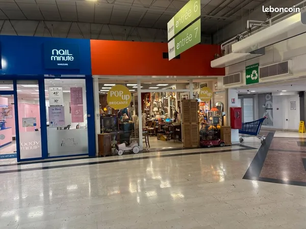 Cellule commerciale de 130 m² à louer - Galerie Carrefour Barentin
