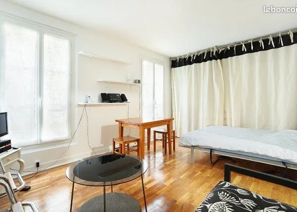 Studio 1 pièce 26 m²