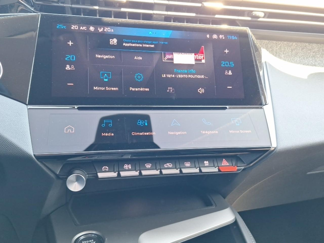 Peugeot 408 phev 180 e-eat8 allure — photo 13