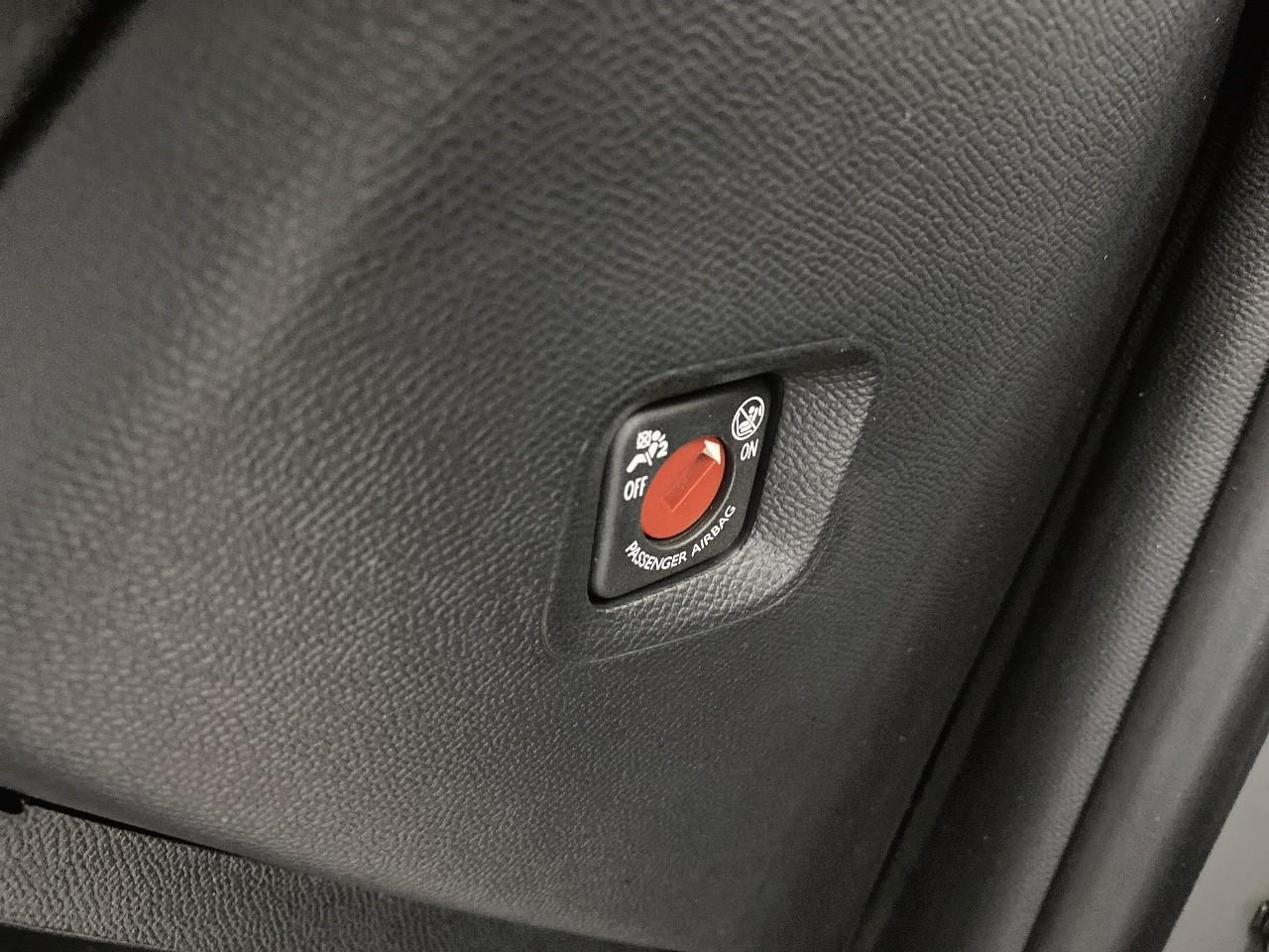 Peugeot 2008 puretech 100 s&s bvm6 allure — photo 26