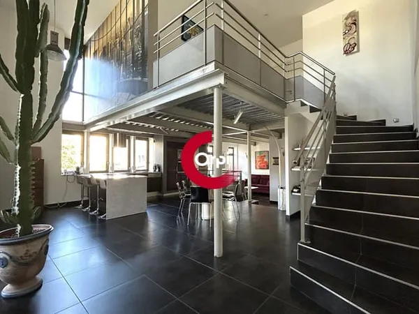 Appartement 3 pièces 130 m²