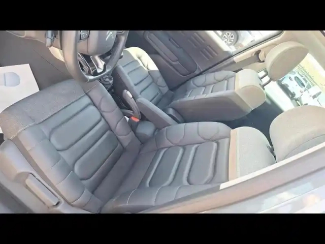 Citroën C3 Aircross puretech 110ch s&amp;s shine — photo 11