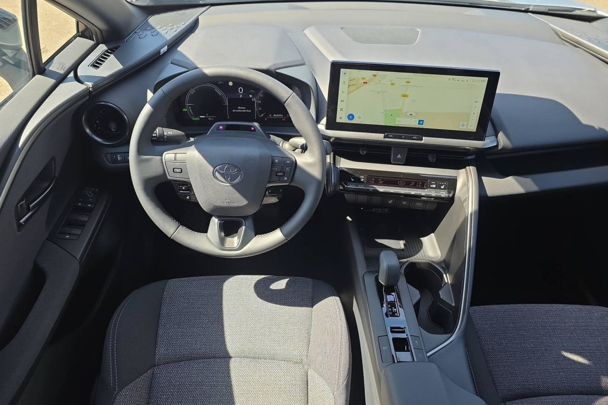 Toyota C-HR — photo 13