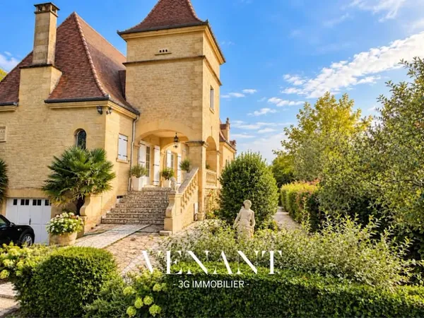 Maison 15 pièces 415 m²